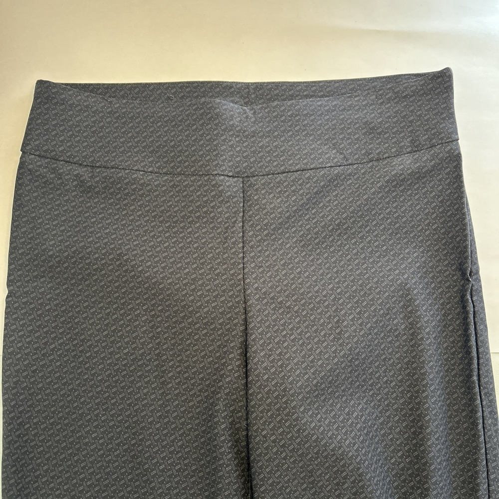 Hilary Radley Size 8 Black Yoga Feel Pull On Dress Pant Straight Leg - Picture 4 of 8